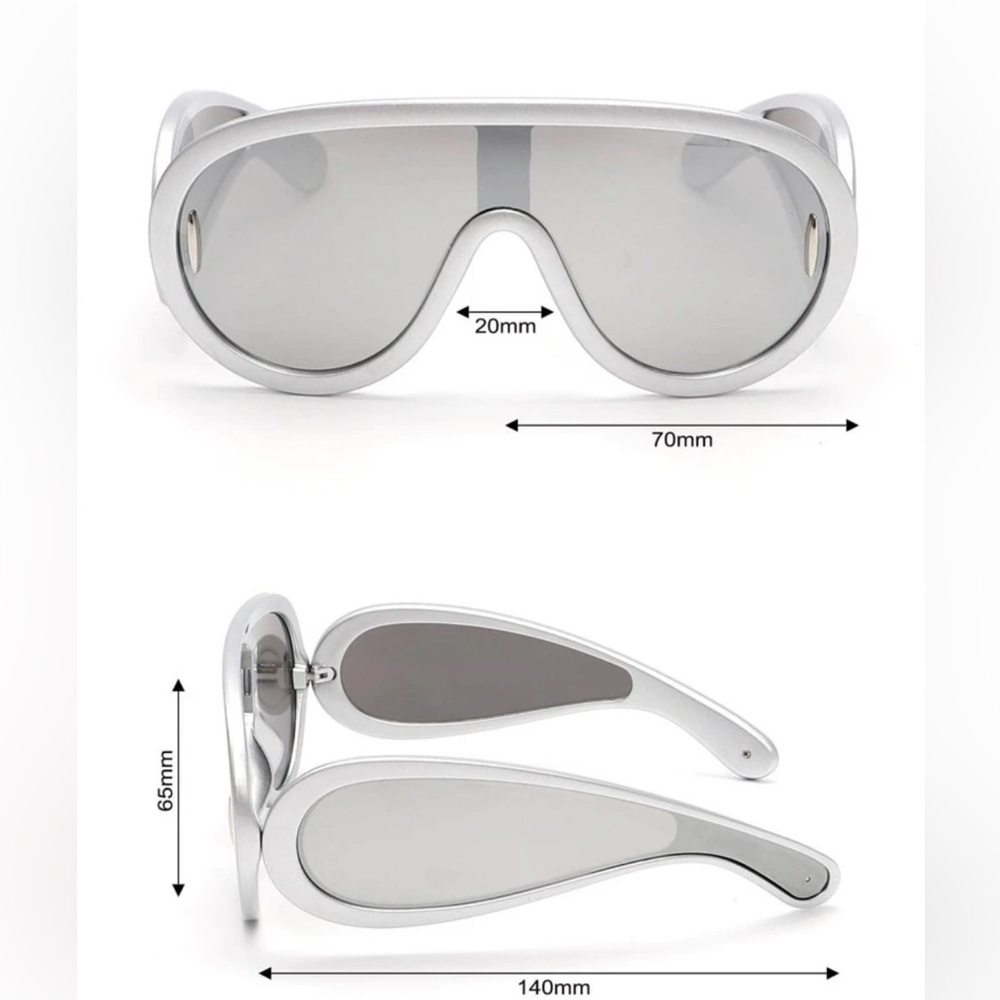 Silver Sunglasses With Mirror Coated Arms